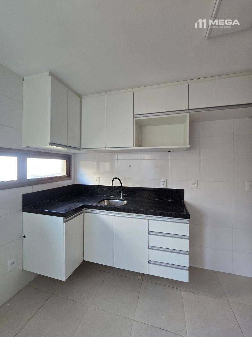 Apartamento à venda com 3 quartos, 101m² - Foto 9