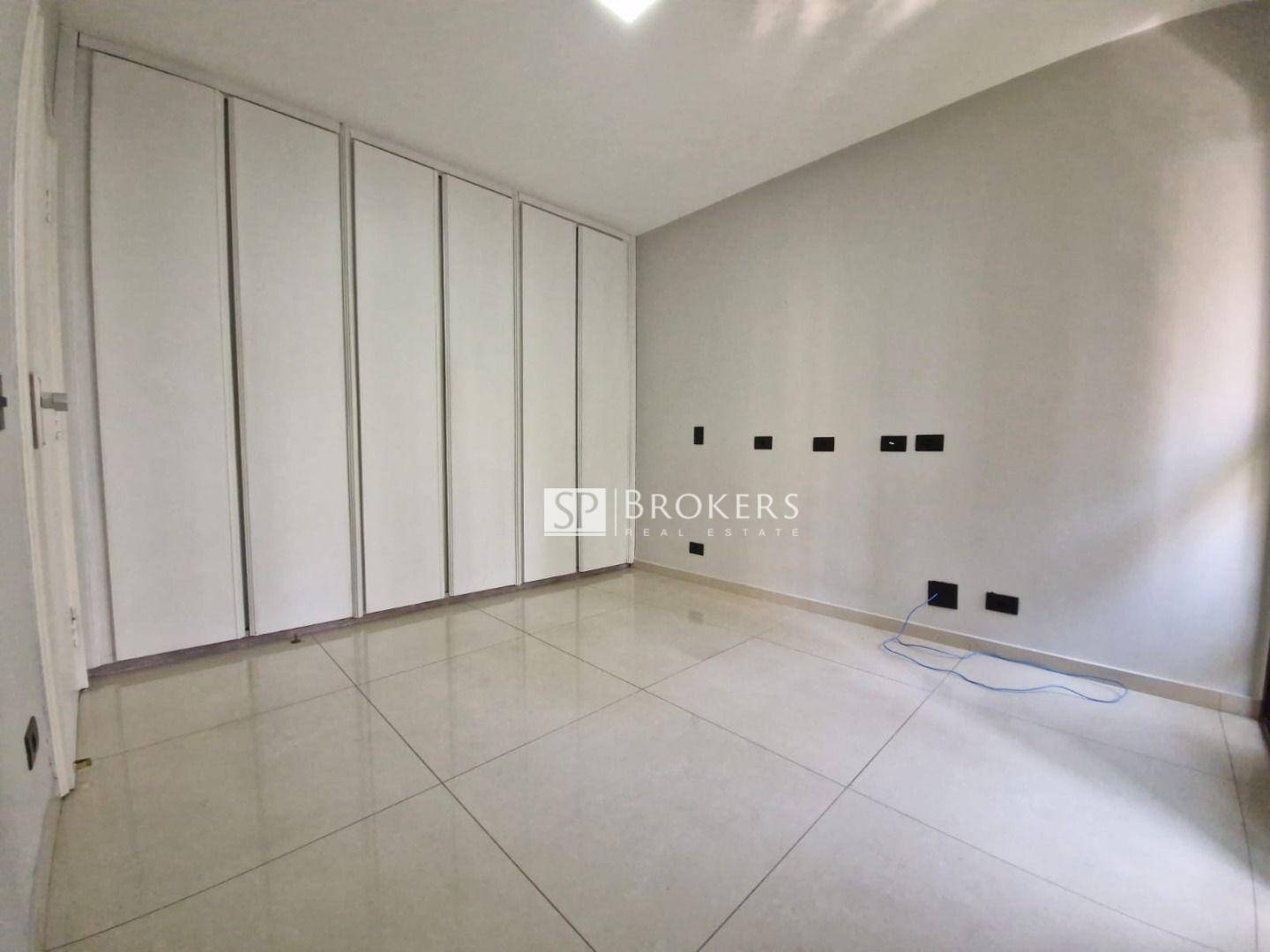 Apartamento à venda com 4 quartos, 212m² - Foto 12