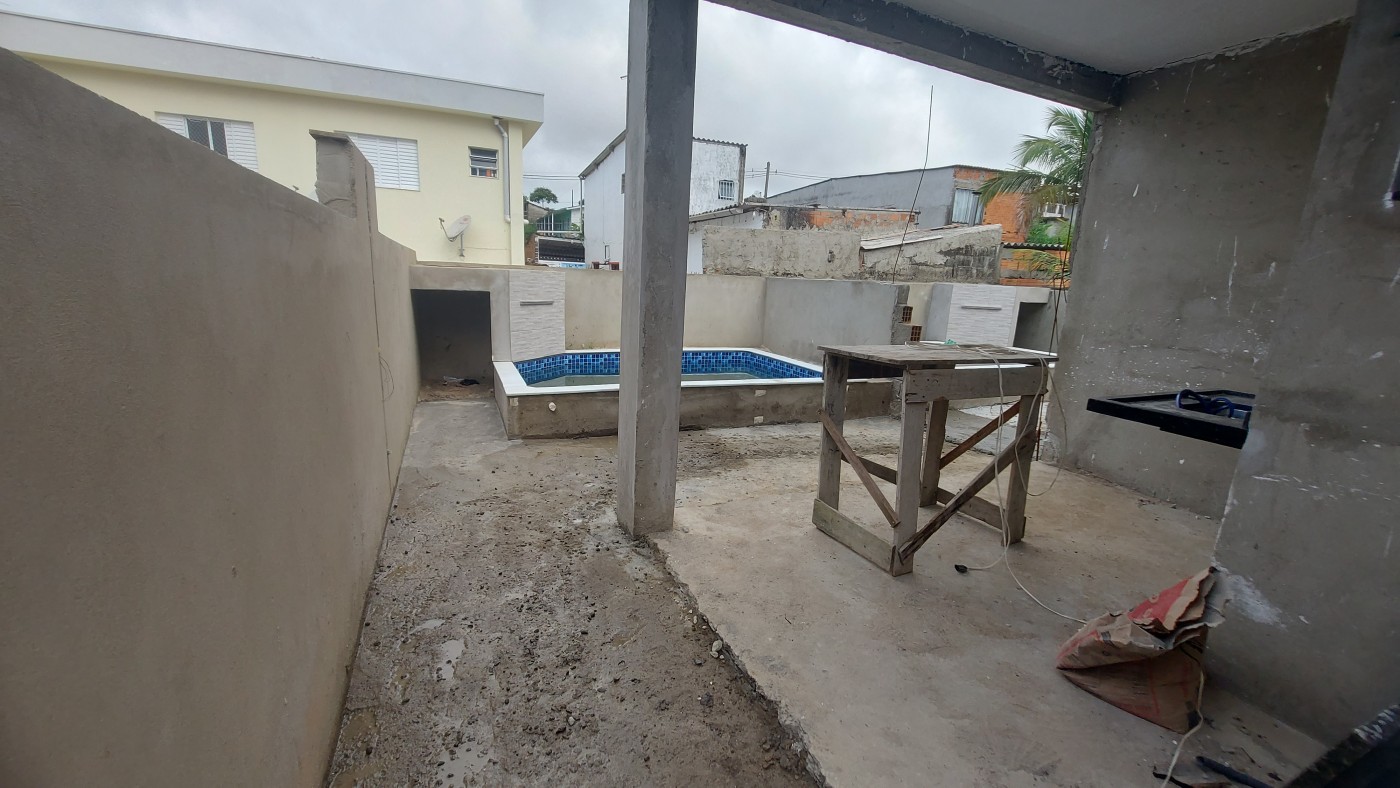 Casa à venda com 2 quartos, 150m² - Foto 13