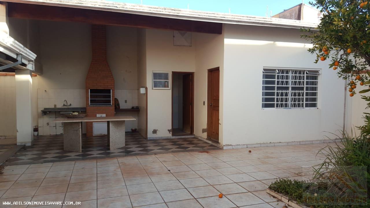 Casa à venda com 3 quartos, 382m² - Foto 5