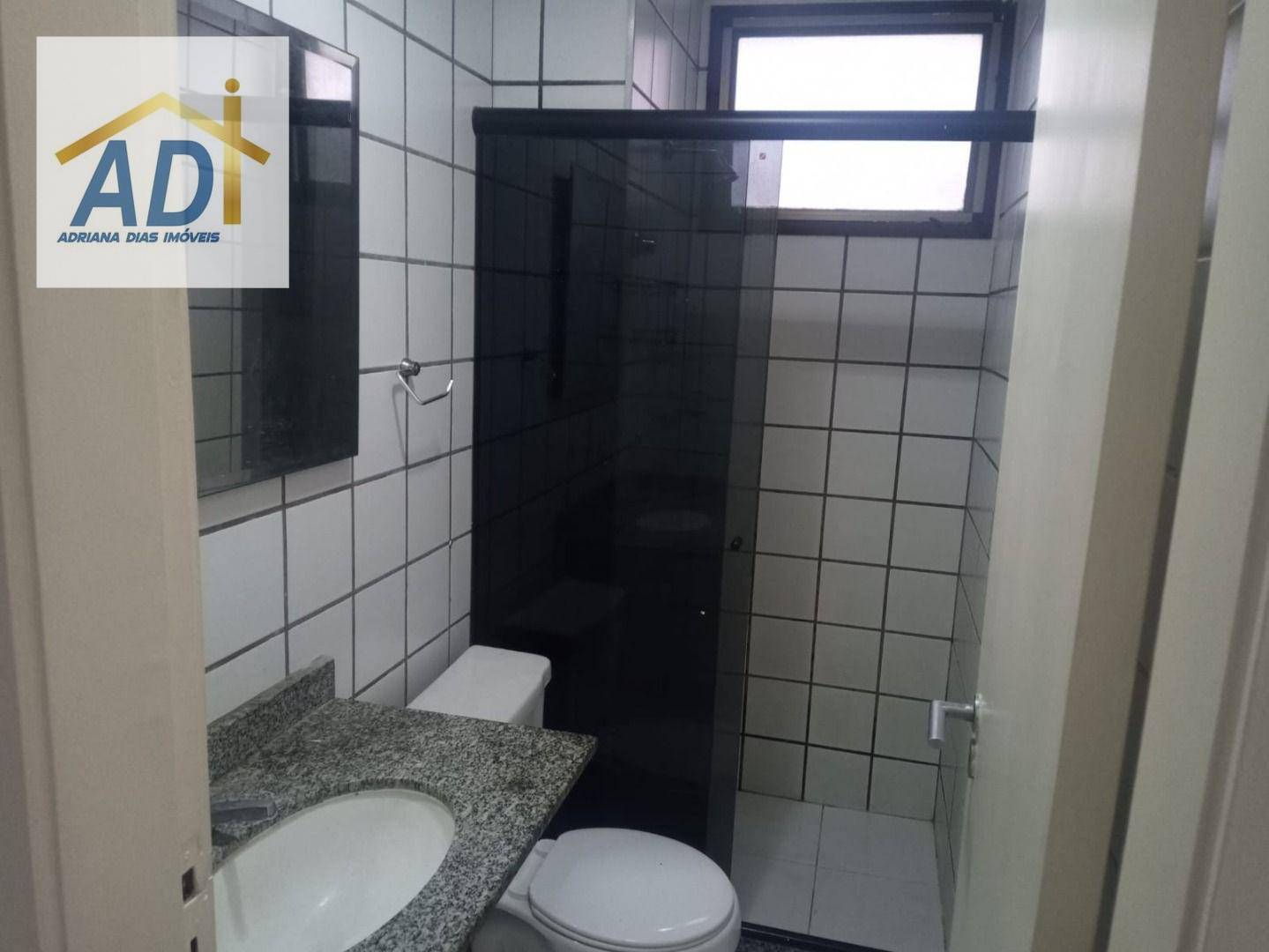 Cobertura à venda com 2 quartos, 75m² - Foto 2