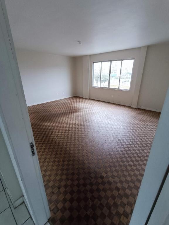 Apartamento à venda com 3 quartos, 122m² - Foto 8