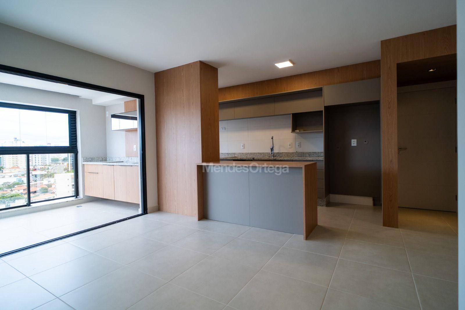 Apartamento à venda com 3 quartos, 107m² - Foto 2