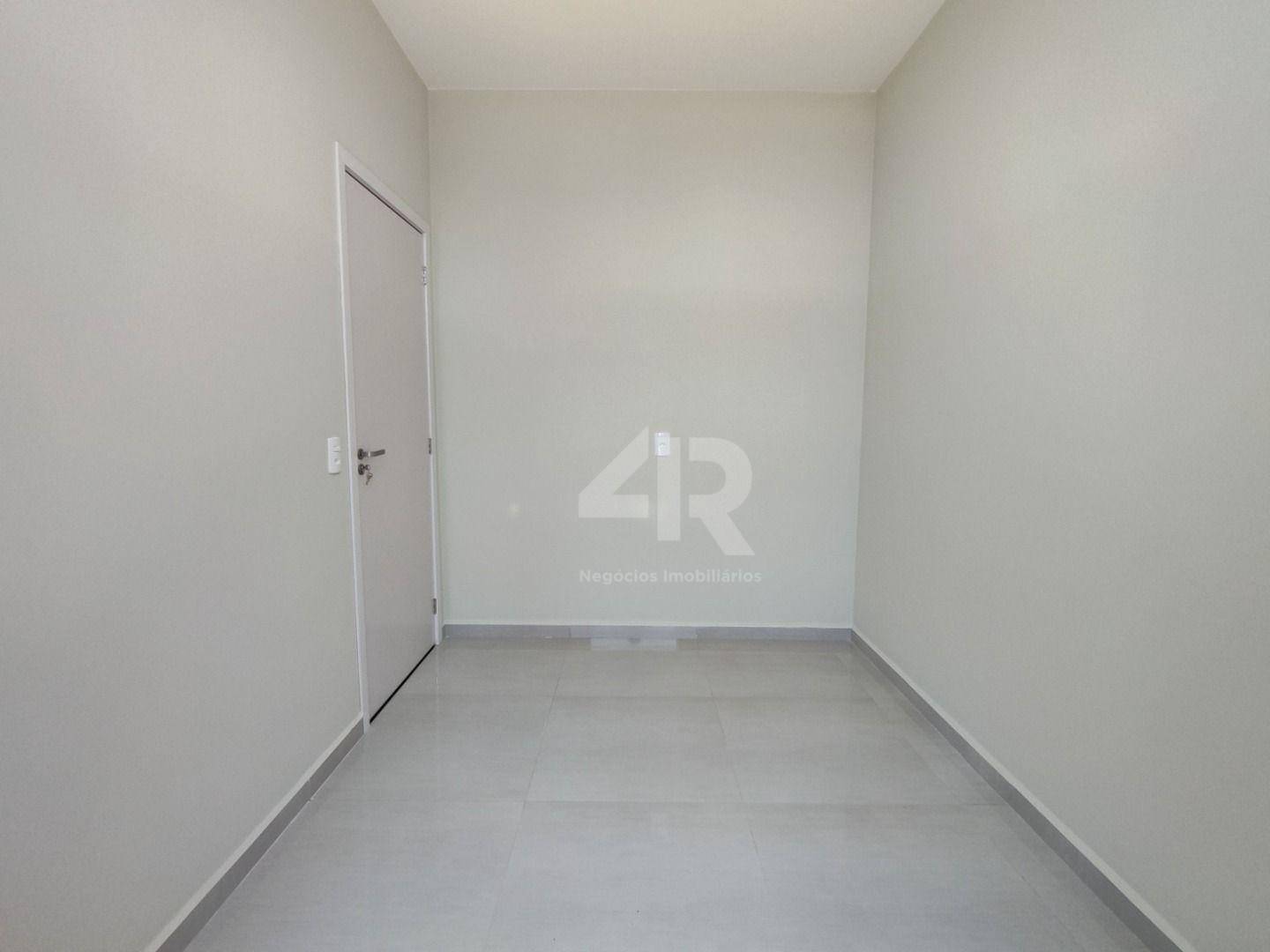 Casa à venda com 3 quartos, 75m² - Foto 11