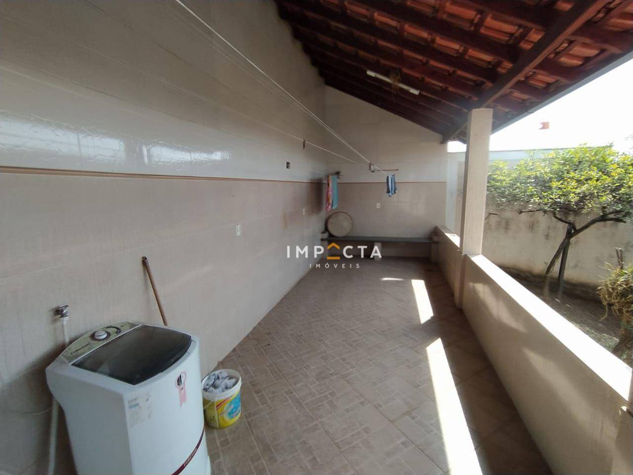 Casa à venda com 4 quartos, 420m² - Foto 12