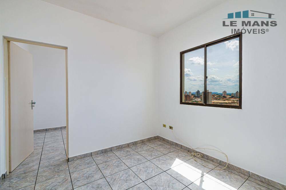 Apartamento à venda com 1 quarto, 34m² - Foto 4