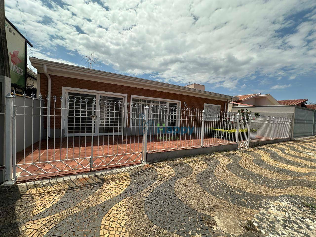 Casa à venda com 2 quartos, 146m² - Foto 2