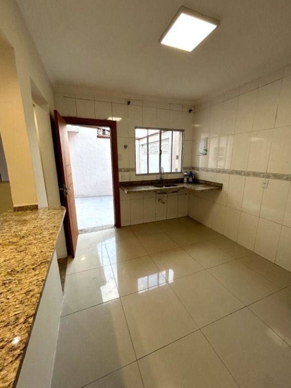 Sobrado à venda com 2 quartos, 60m² - Foto 29