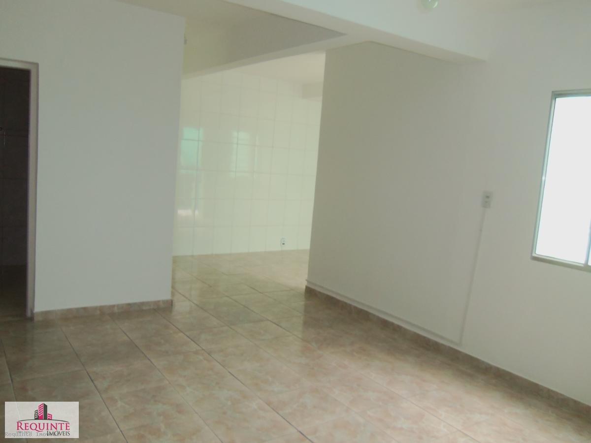 Casa para alugar com 1 quarto, 90m² - Foto 7