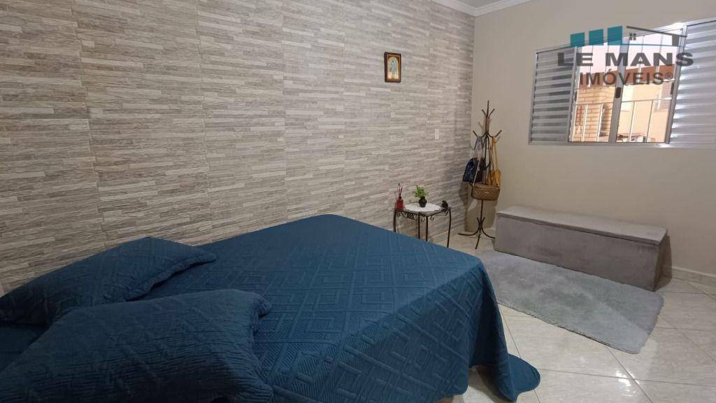 Casa à venda com 3 quartos, 180m² - Foto 8