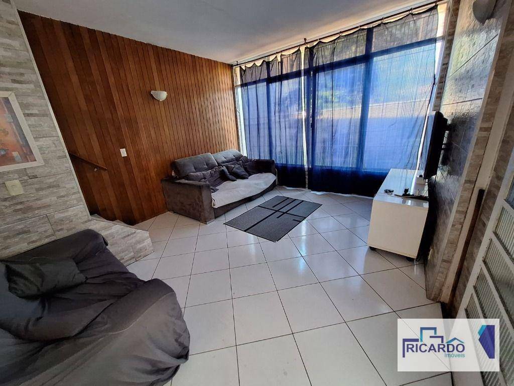 Casa à venda com 3 quartos, 255M2 - Foto 19