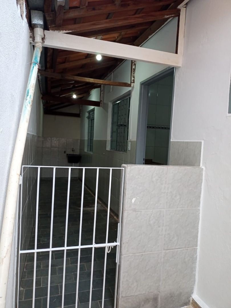 Casa de Condomínio à venda com 2 quartos, 66m² - Foto 11