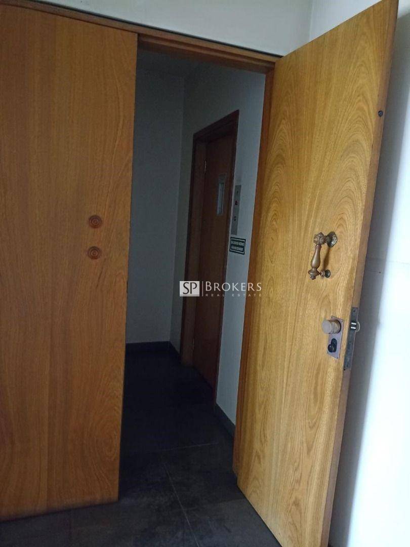 Apartamento à venda com 4 quartos, 207m² - Foto 20