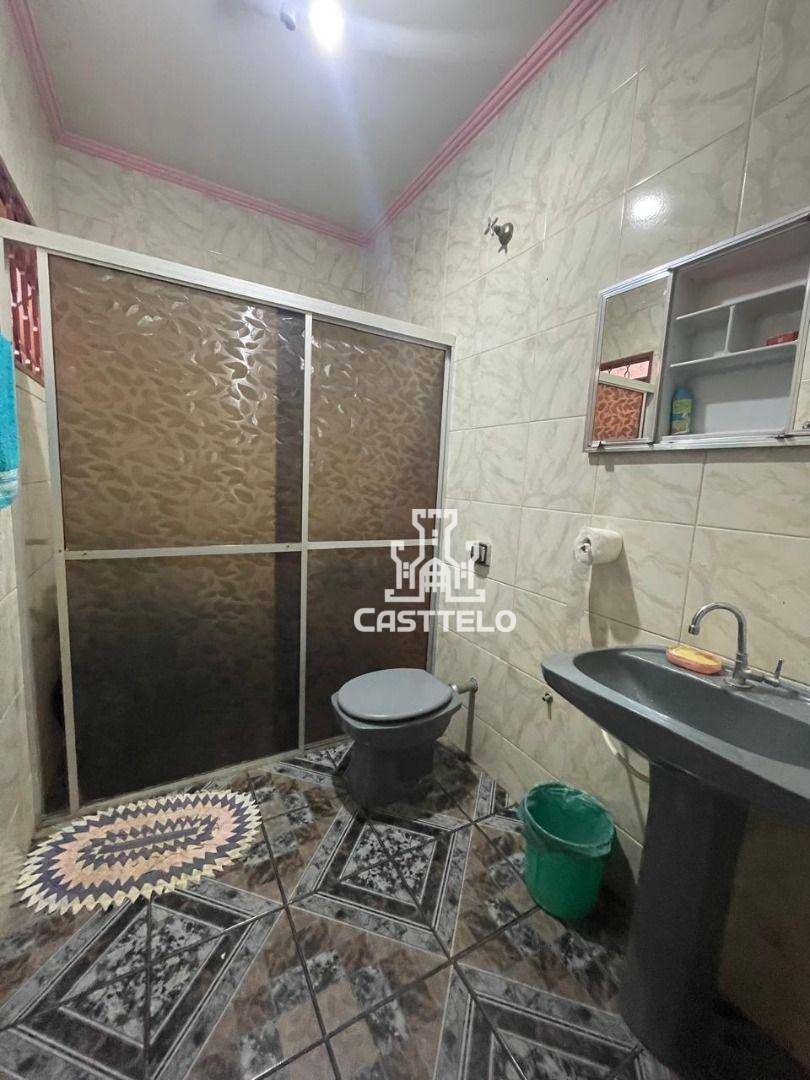 Casa à venda com 3 quartos, 200m² - Foto 8