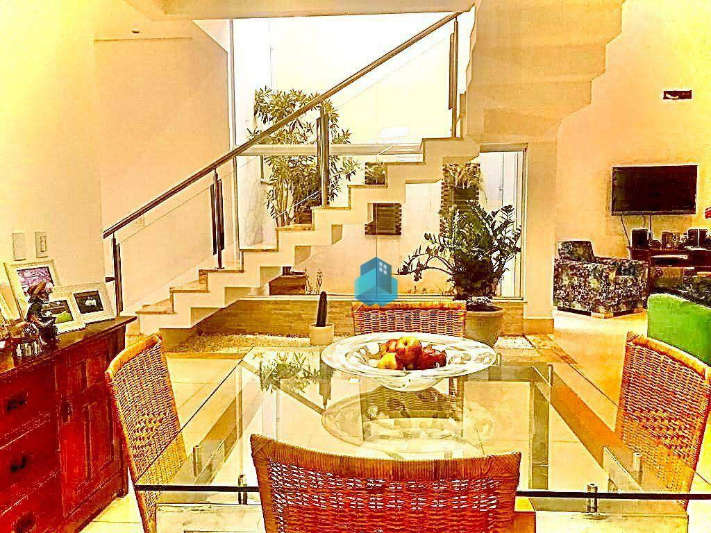 Casa, 4 quartos, 203 m² - Foto 2