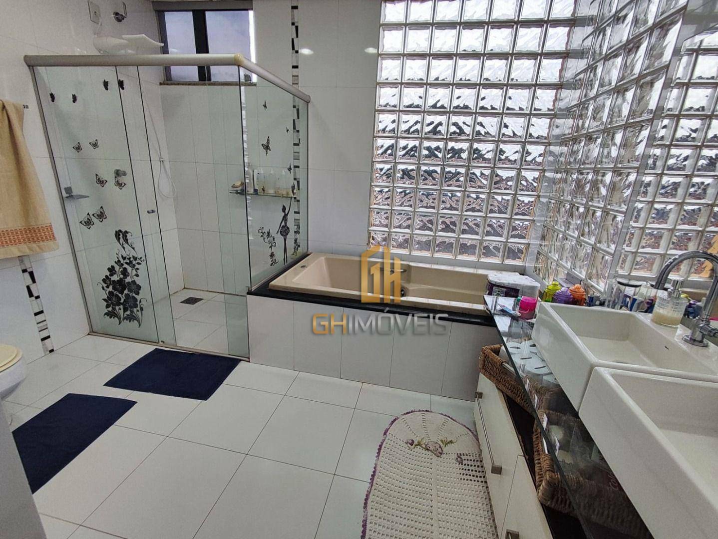 Sobrado à venda com 4 quartos, 240m² - Foto 35