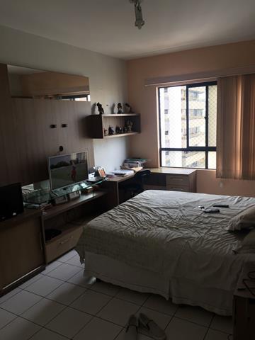 Apartamento à venda com 3 quartos, 150m² - Foto 7