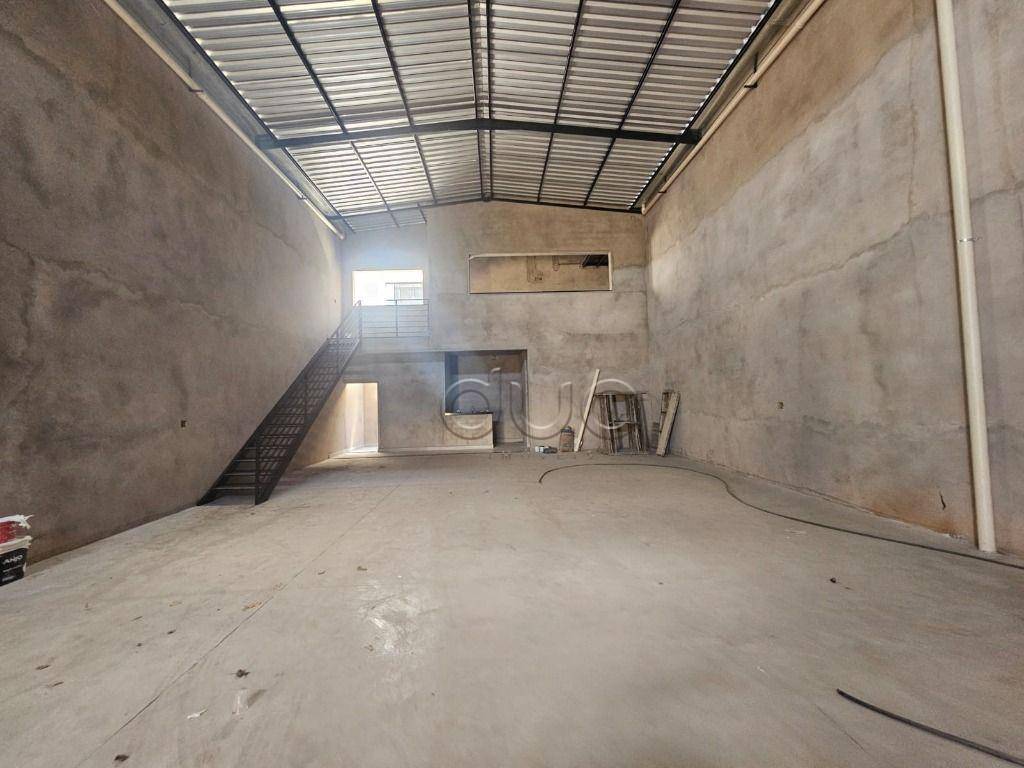 Loja-Salão, 200 m² - Foto 1