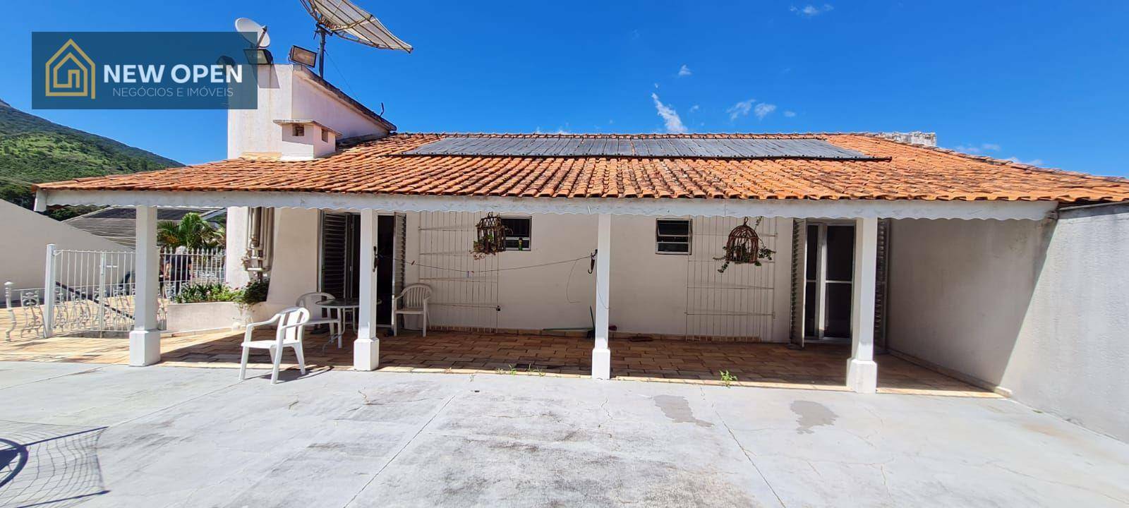 Casa à venda com 4 quartos, 350m² - Foto 8