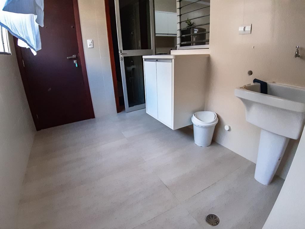 Apartamento à venda com 3 quartos, 140m² - Foto 22