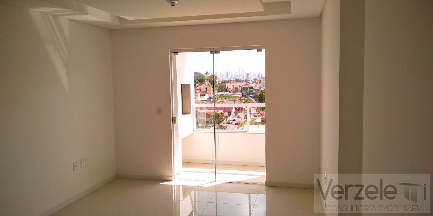 Apartamento à venda com 2 quartos, 89m² - Foto 10