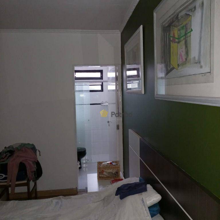 Casa à venda com 3 quartos, 270m² - Foto 4