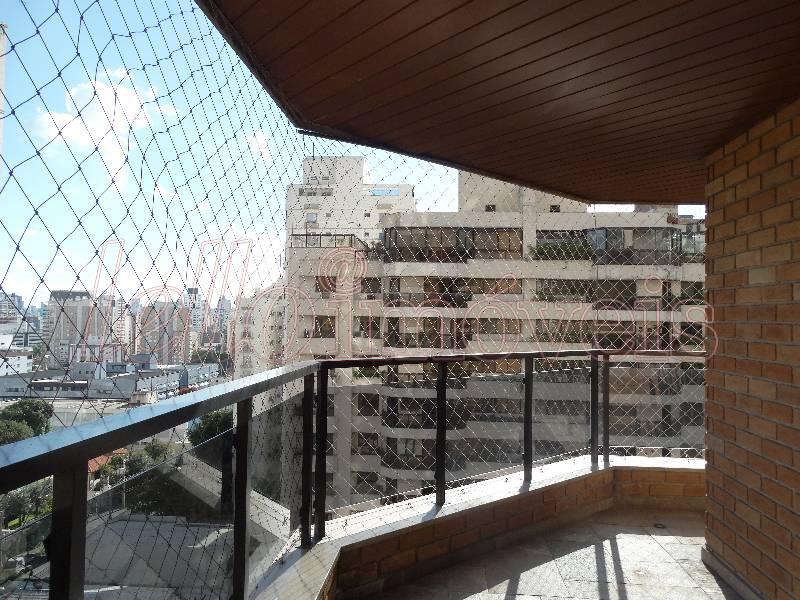 Apartamento para alugar com 4 quartos, 247m² - Foto 4