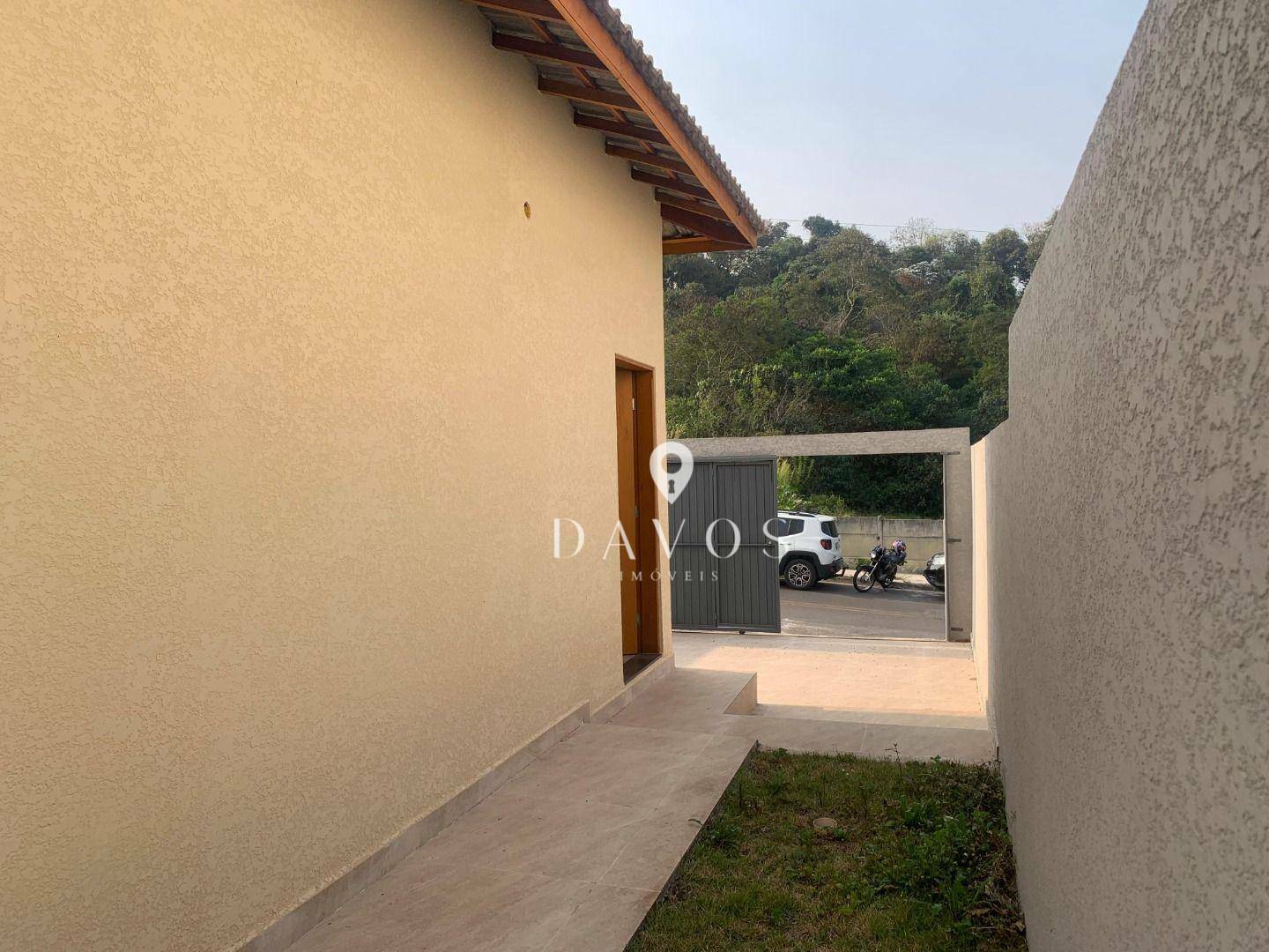 Casa à venda com 4 quartos, 95m² - Foto 6