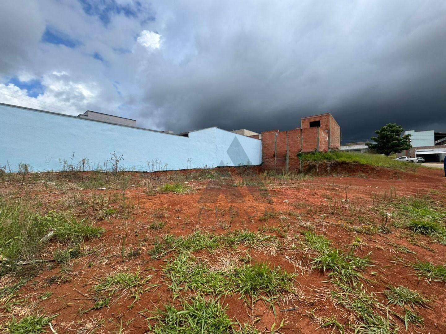 Terreno, 330 m² - Foto 1