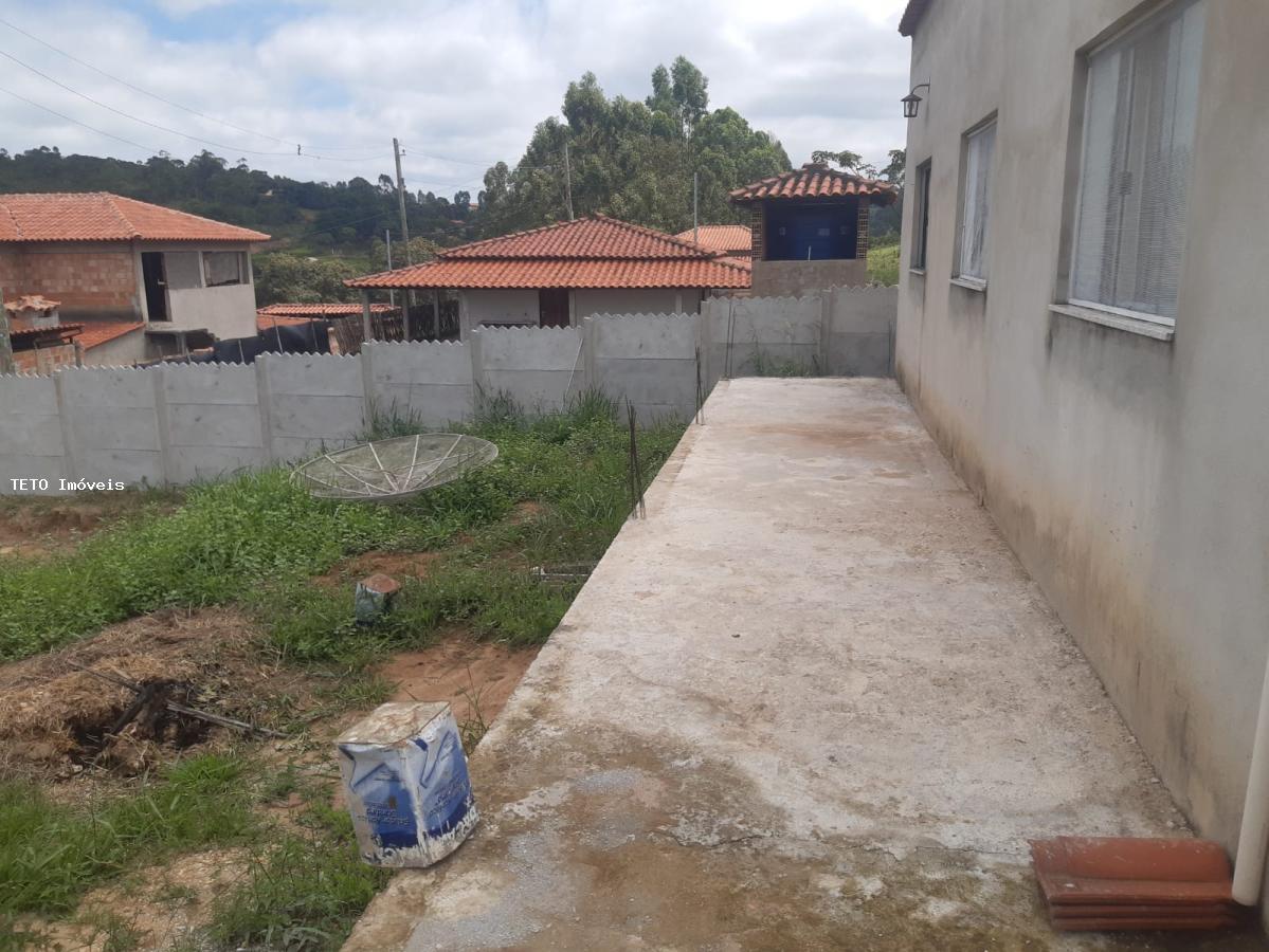 Casa à venda com 3 quartos, 450m² - Foto 3