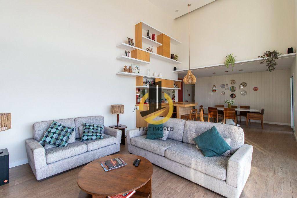 Apartamento à venda com 4 quartos, 215m² - Foto 4