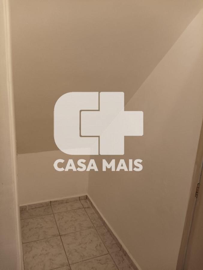 Casa à venda com 3 quartos, 271m² - Foto 16