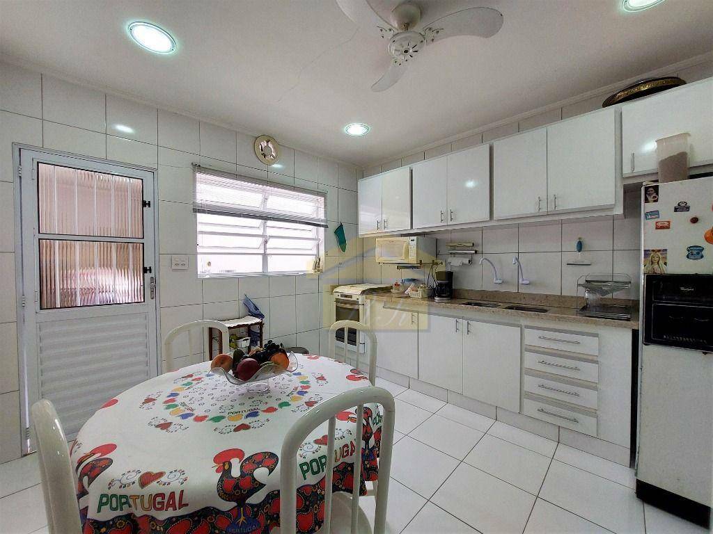 Casa à venda com 3 quartos, 160m² - Foto 15