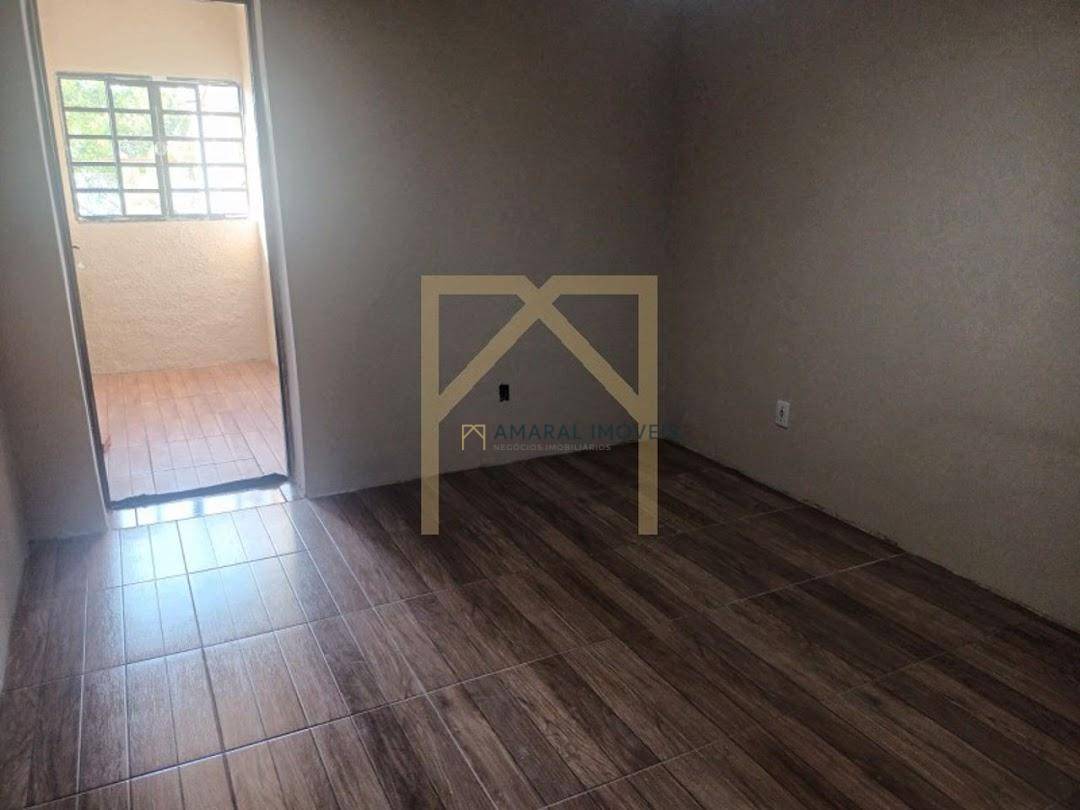 Casa à venda com 3 quartos, 250m² - Foto 6