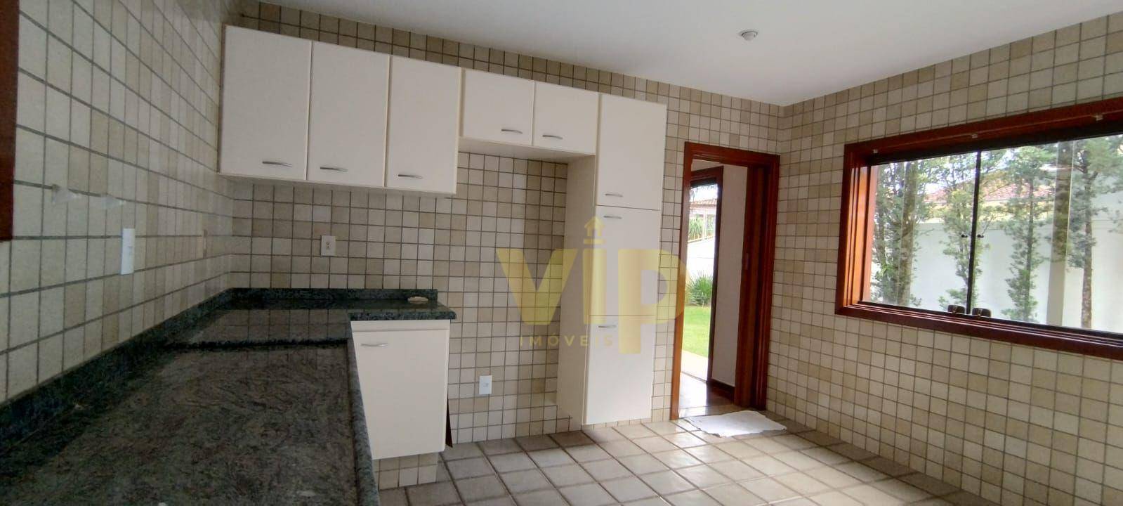 Casa à venda com 4 quartos, 424m² - Foto 2