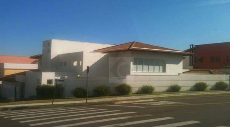 Casa de Condomínio à venda com 6 quartos, 500m² - Foto 1