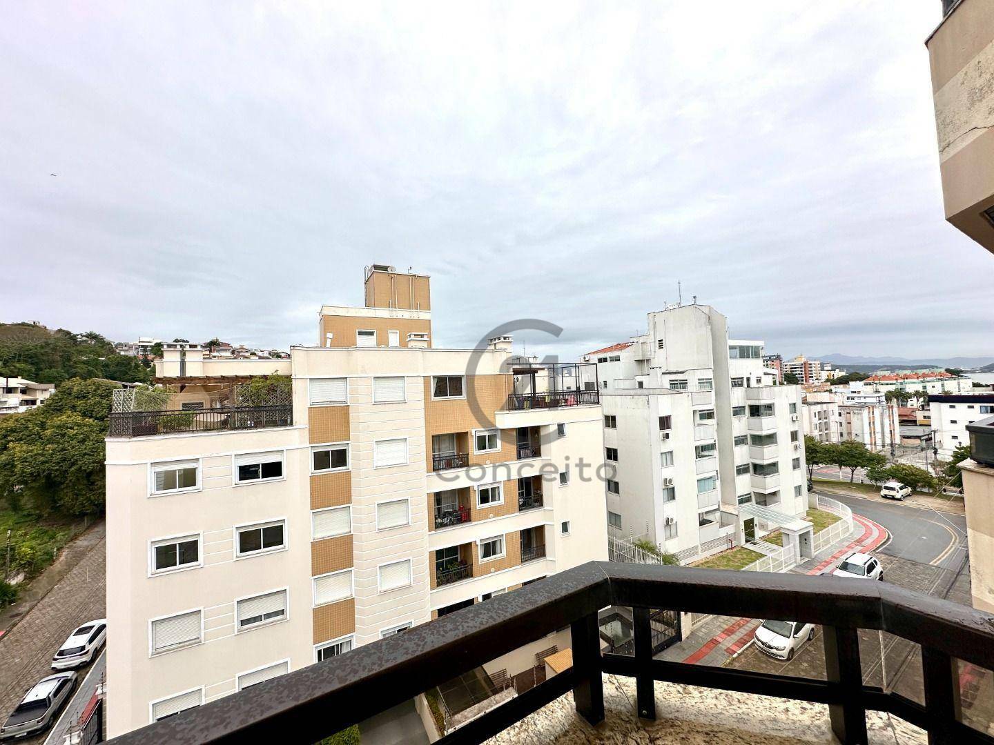 Apartamento à venda com 3 quartos, 212m² - Foto 18