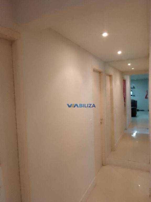 Apartamento à venda com 3 quartos, 94m² - Foto 17