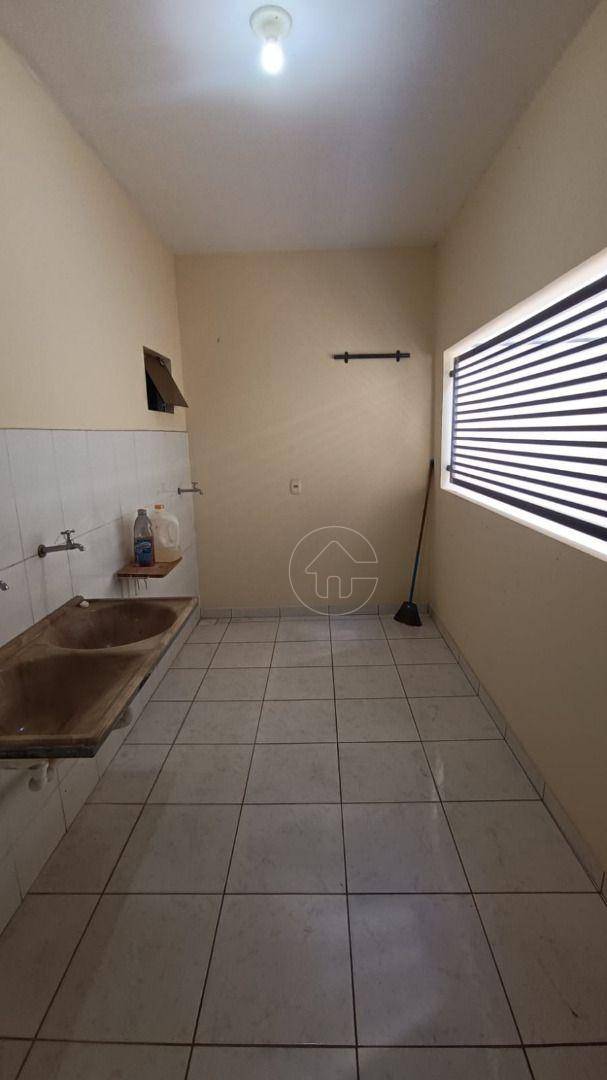 Casa à venda com 2 quartos, 195m² - Foto 13