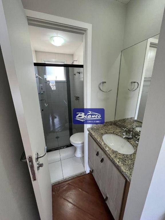 Apartamento para alugar com 3 quartos, 69m² - Foto 19