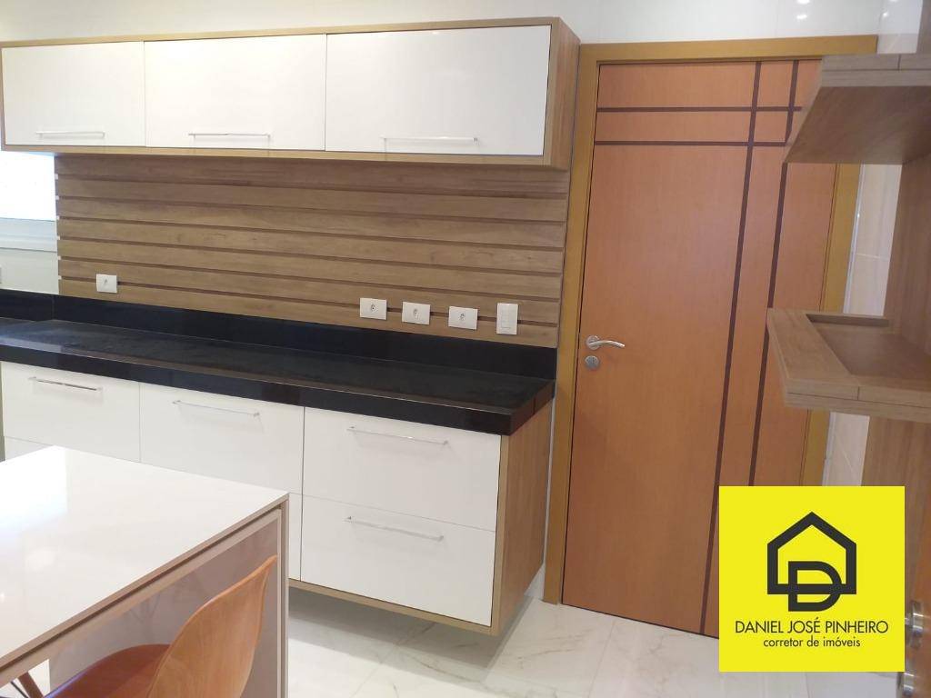 Apartamento à venda com 4 quartos, 153m² - Foto 14