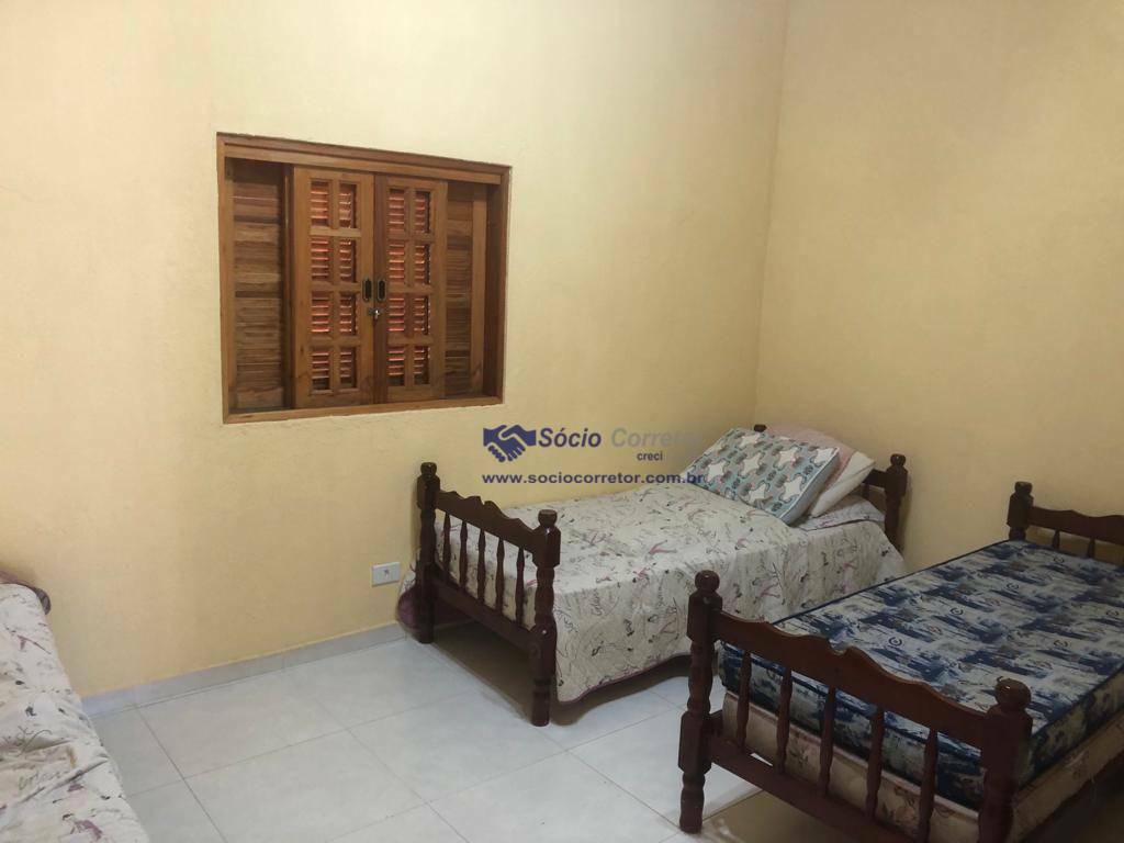 Chácara à venda com 3 quartos, 212m² - Foto 18