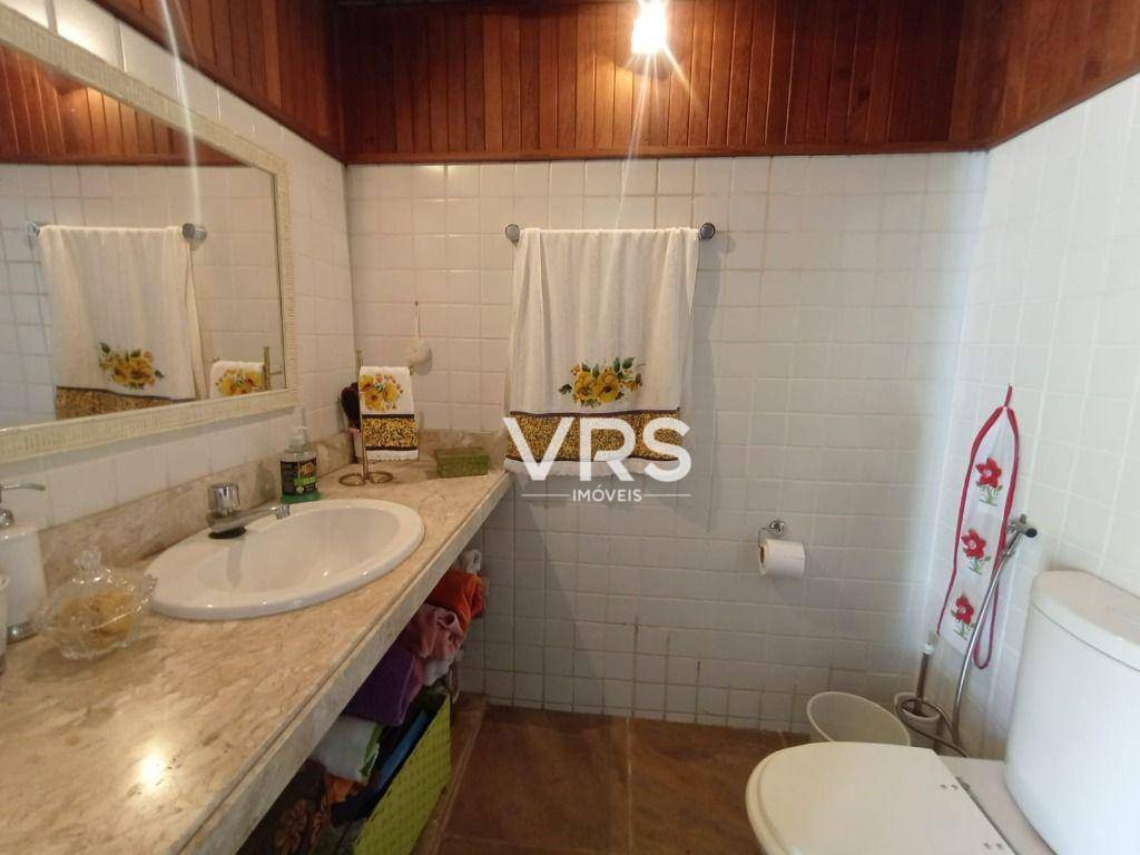 Casa à venda com 5 quartos, 269m² - Foto 53