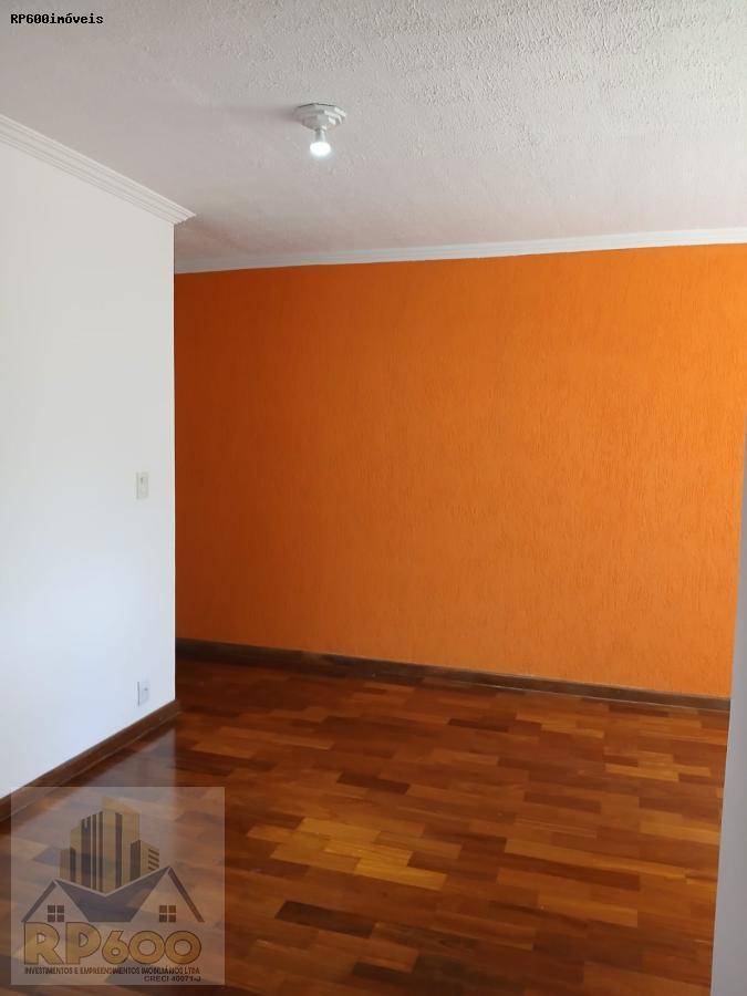 Apartamento para alugar com 2 quartos, 73m² - Foto 4