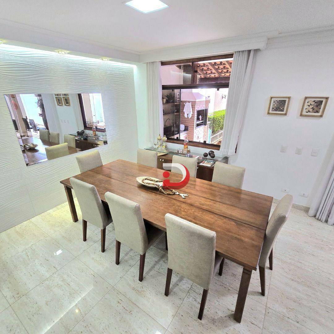 Sobrado à venda com 5 quartos, 250m² - Foto 13