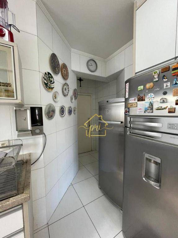 Apartamento à venda com 3 quartos, 210m² - Foto 15