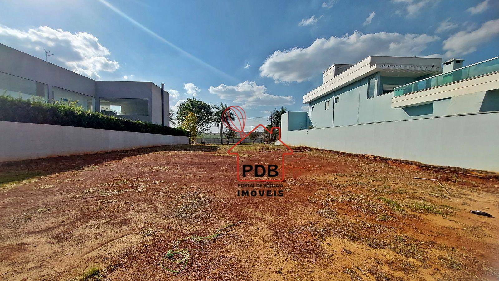 Loteamento e Condomínio, 810 m² - Foto 2