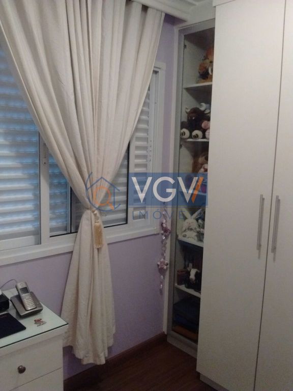 Apartamento à venda com 3 quartos, 76m² - Foto 10