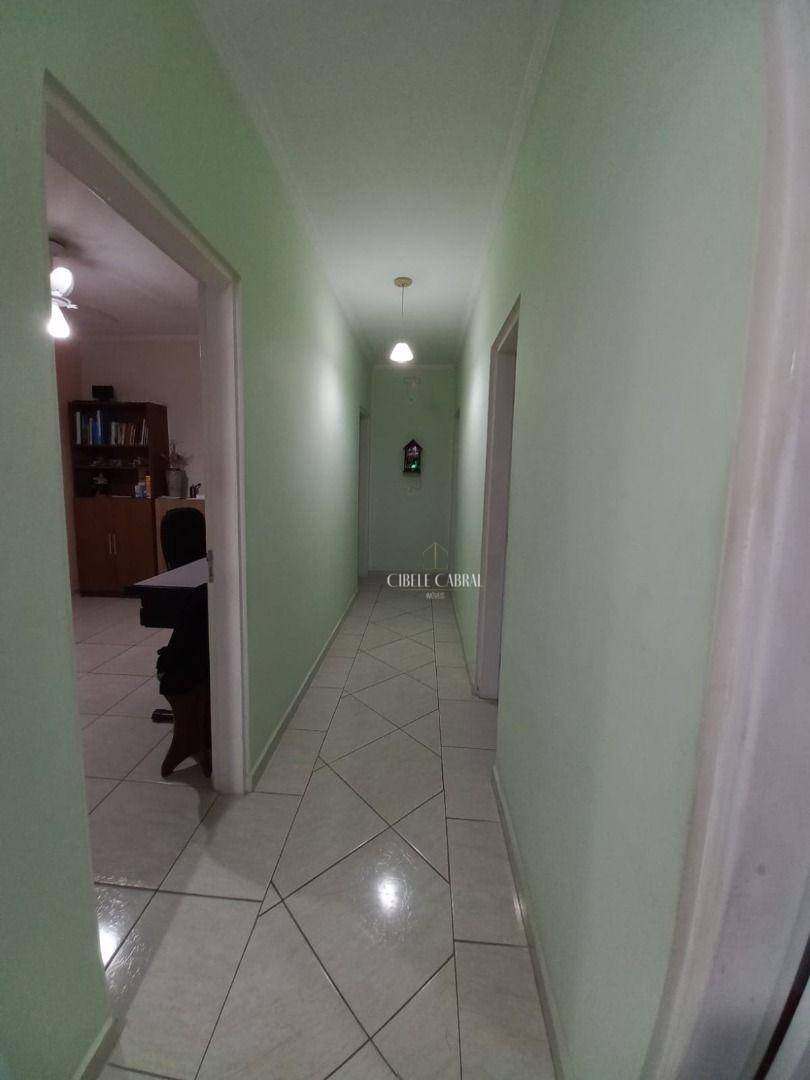 Casa à venda com 3 quartos, 140m² - Foto 14