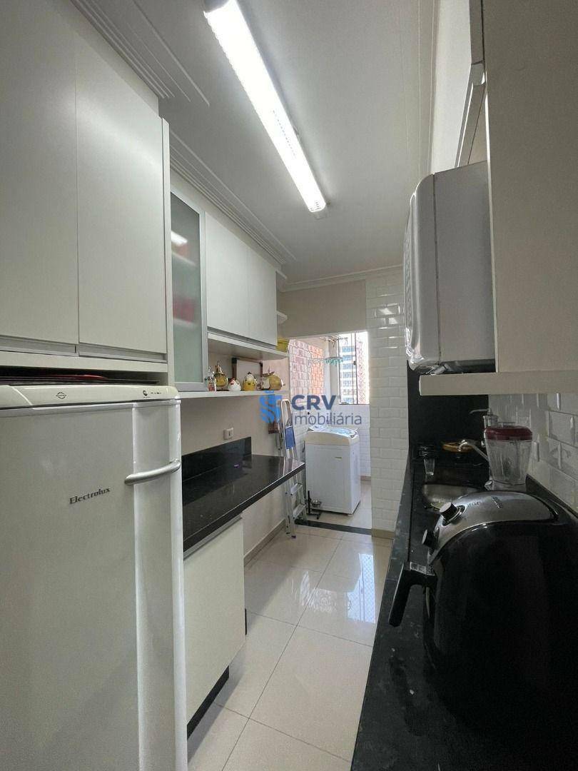 Apartamento à venda com 3 quartos, 78m² - Foto 2